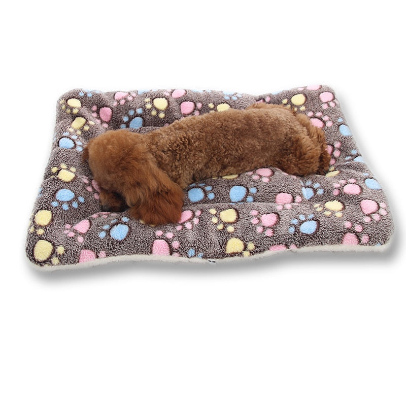 Thickened Pet Sleeping Mat Dog Bed Cat Bed Soft Fur Pet Blanket Mat Household Flannel Mattress Washable Warm Carpet Pet Supplies